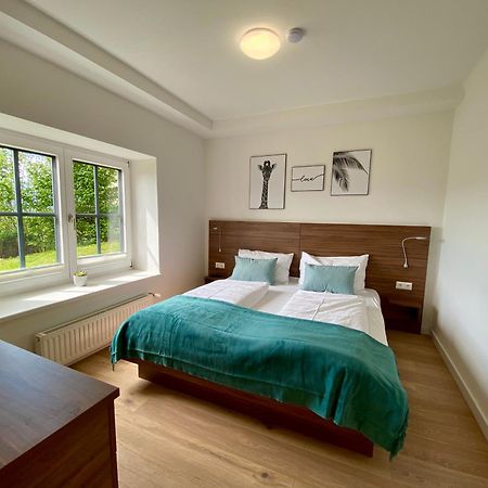 Haus Aussicht - Ferienwohnungen Velden Velden am Wörthersee Habitación foto