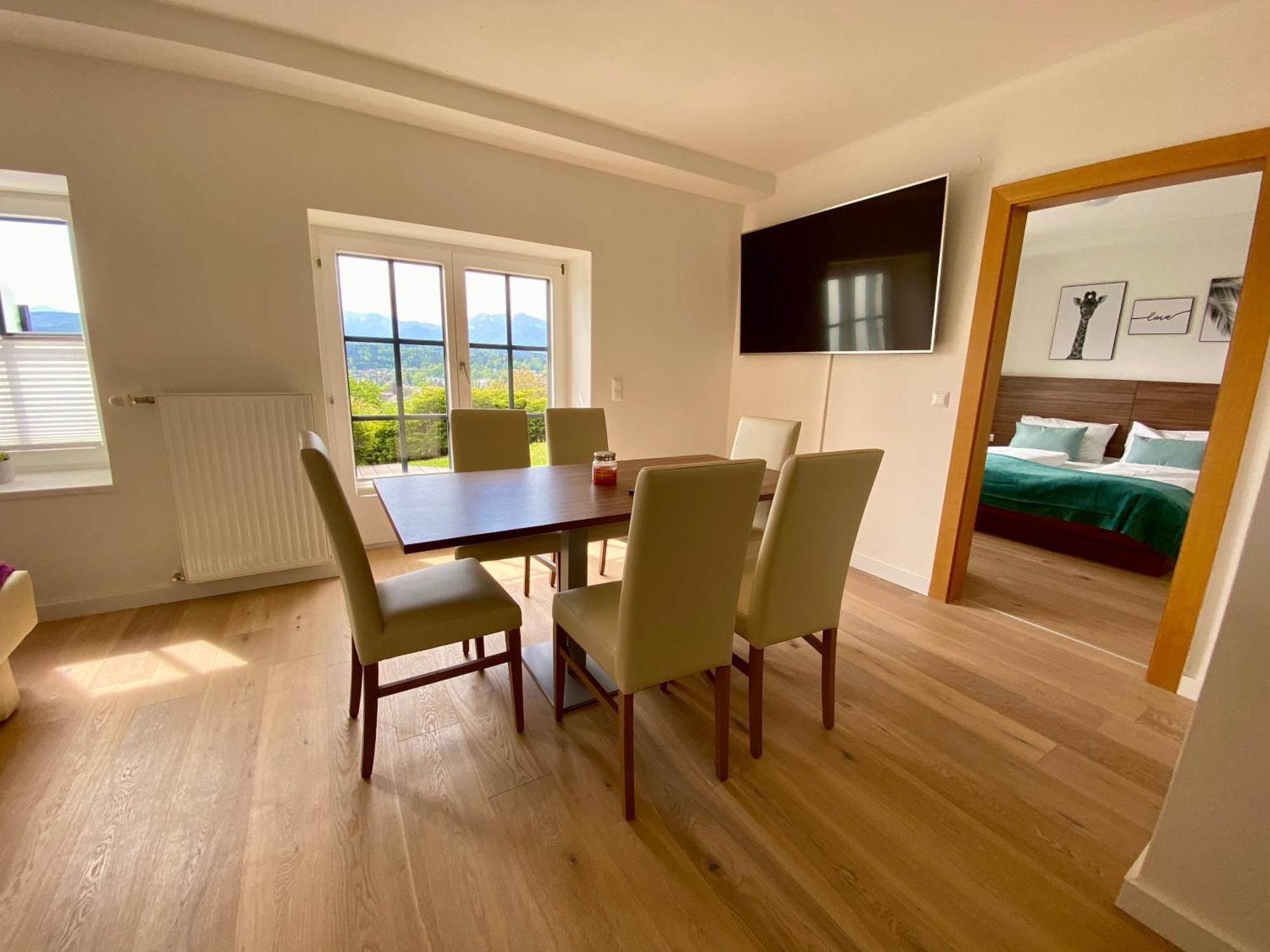 Haus Aussicht - Ferienwohnungen Velden Velden am Wörthersee Habitación foto